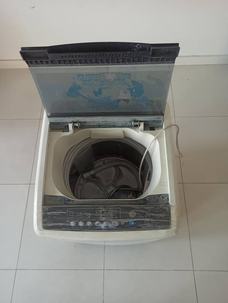 Dawlance Top Load Fully Automatic Washing Machine 1