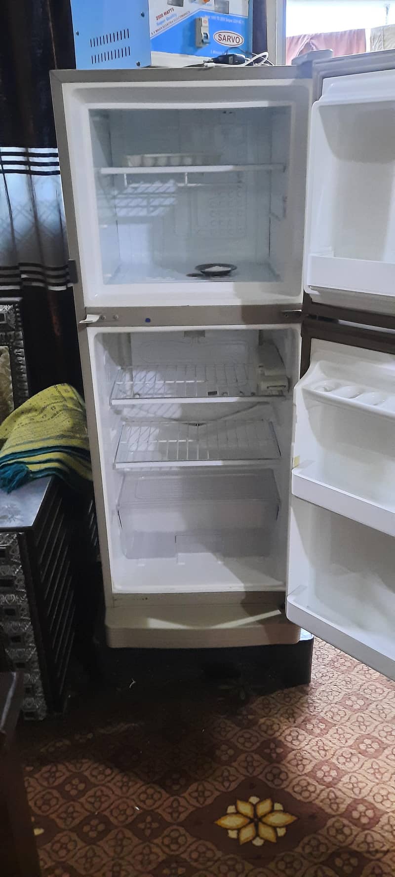 Refrigerator 4