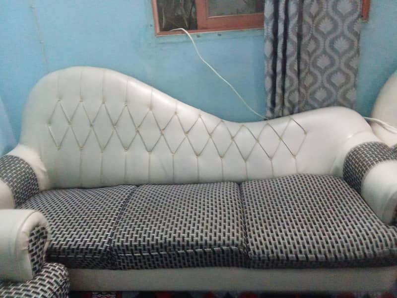 Sofa Set 7 seater 2