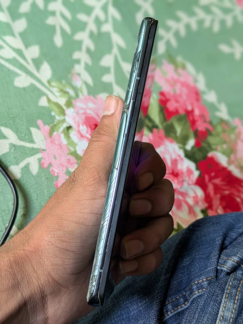 One Plus 9 Pro 5