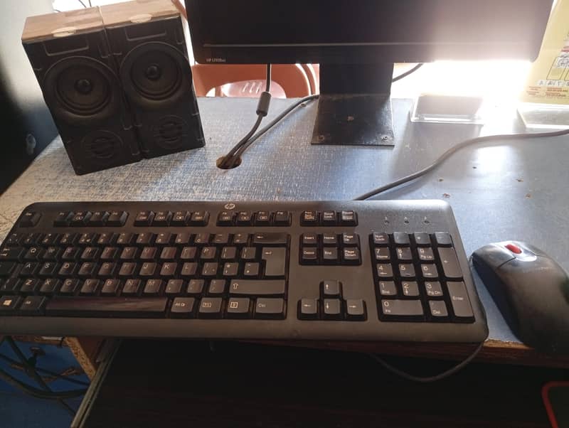 Dell computer plus HP LCD 1
