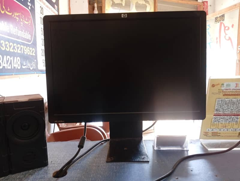 Dell computer plus HP LCD 3