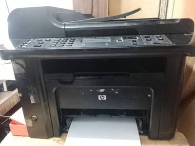 HP laserjet 1536