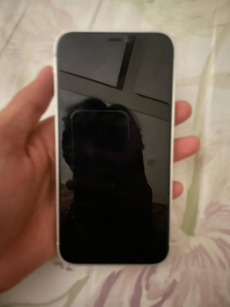 Apple iPhone XR 1