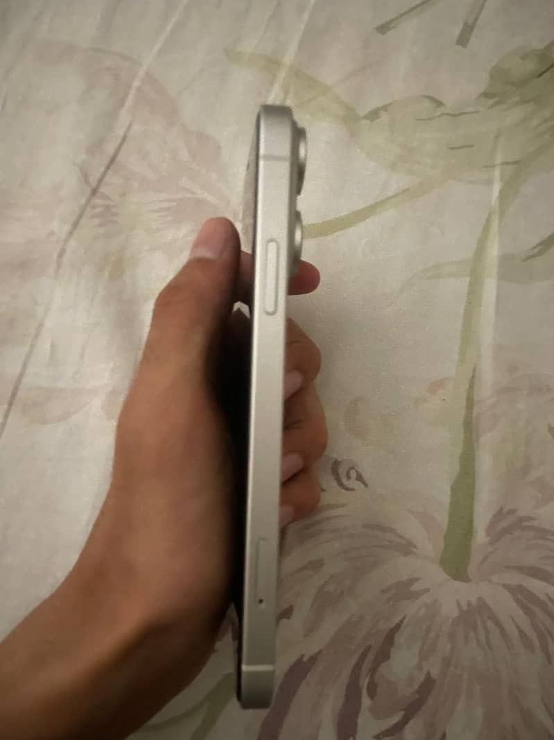 Apple iPhone XR 3