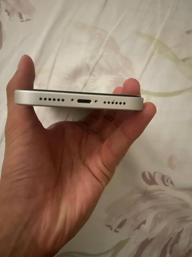 Apple iPhone XR 5