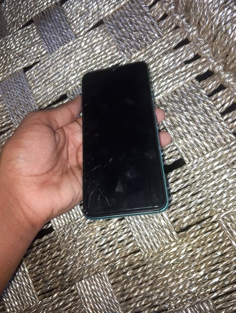 Tecno Spark 4 1