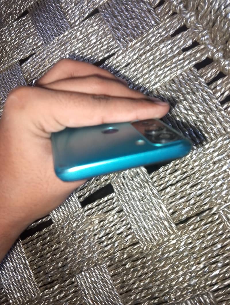 Tecno Spark 4 2