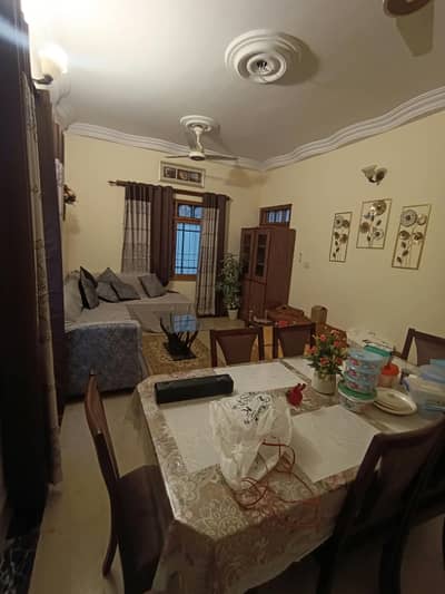 3 bed dd portion available for rent