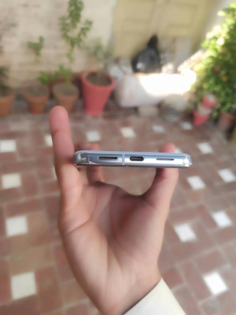 Google Pixel 8 Pro 1