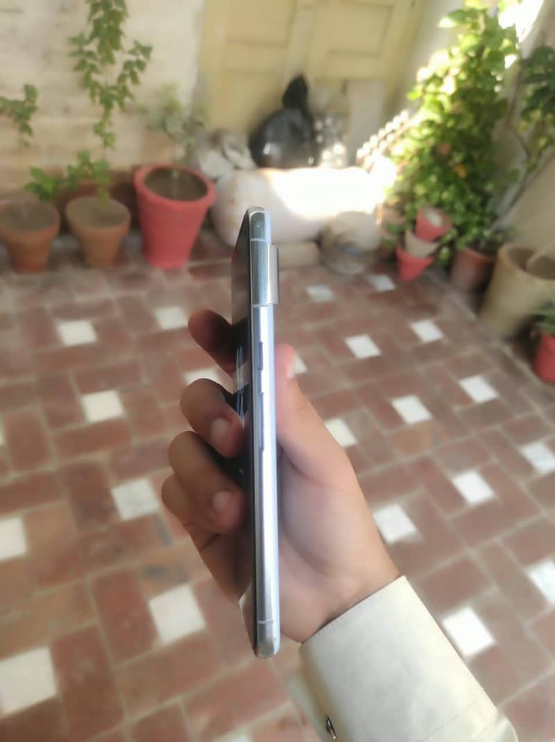 Google Pixel 8 Pro 5