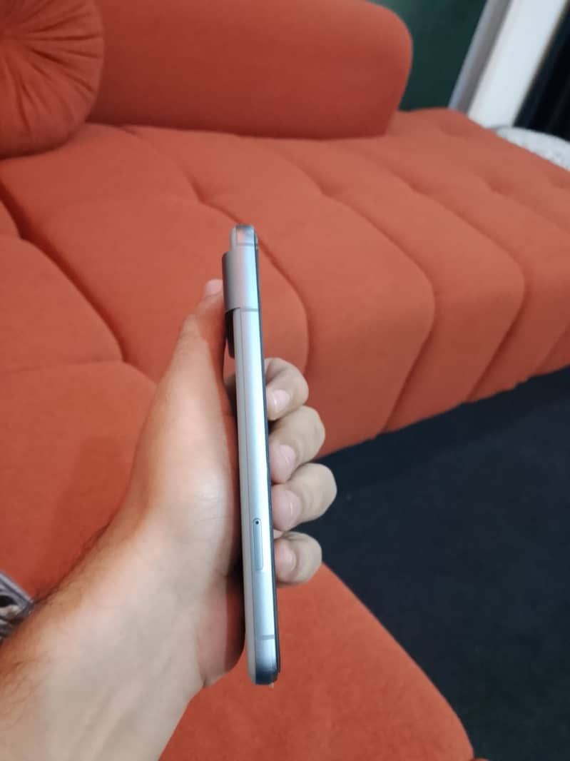 Google Pixel 8 3