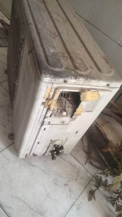 orient ac DC inviter 1.5 ton condition 10/8