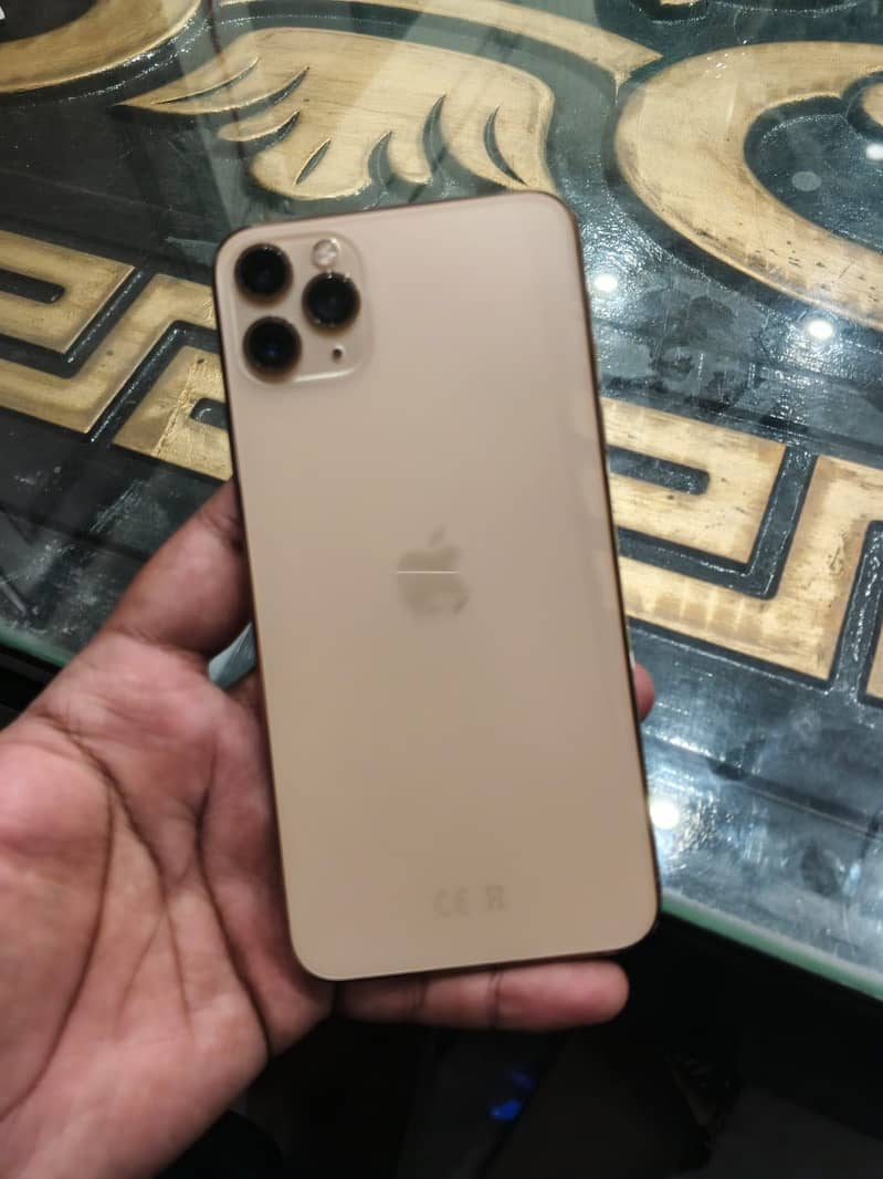 Apple iPhone 11 Pro Max 1
