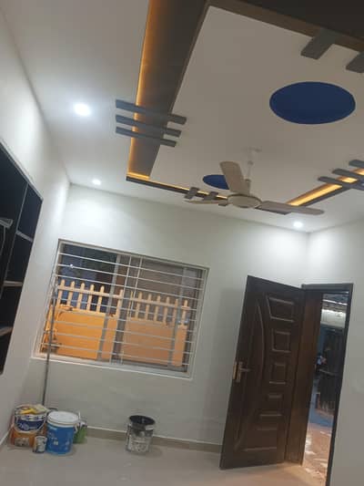 F-10 Size 20*40 Tile Flooring House For Rent