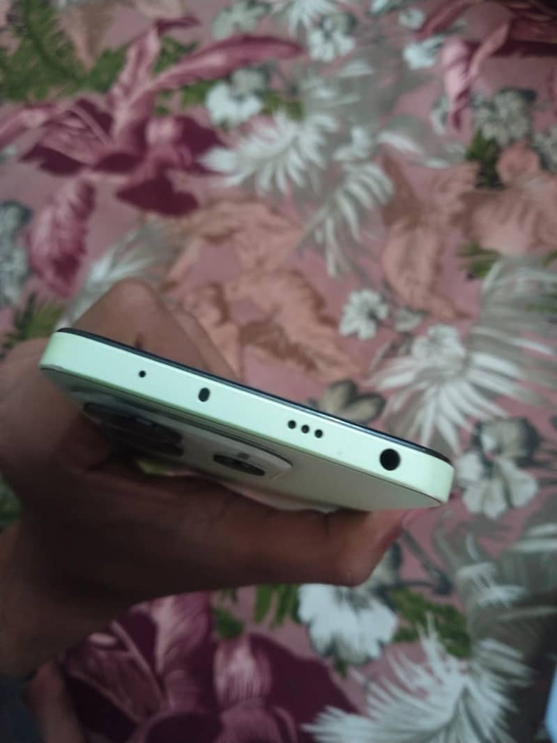 Xiaomi Redmi Note 14 3