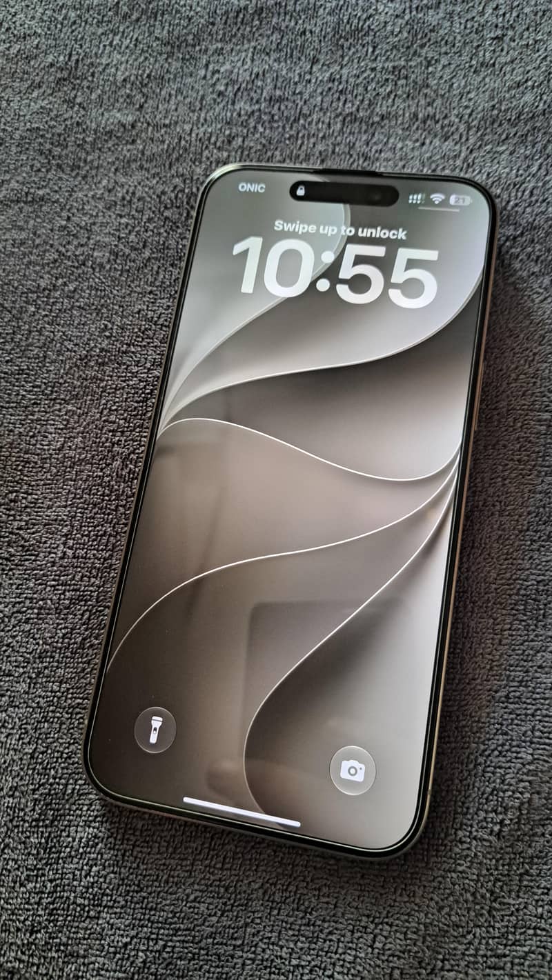 Apple iPhone 15 Pro Max 1