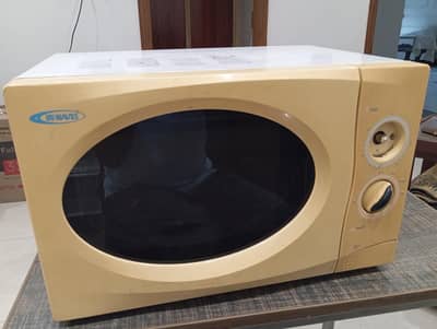 waves Microwave oven medium size