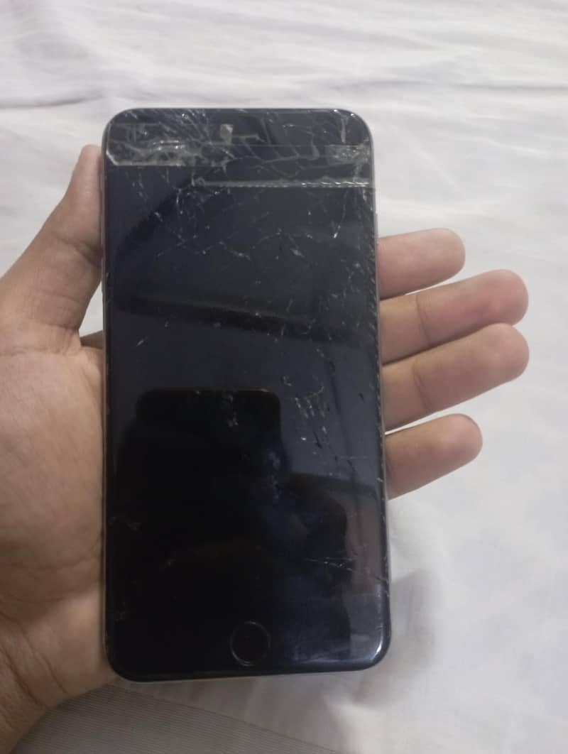 Apple iPhone 6 Plus 2