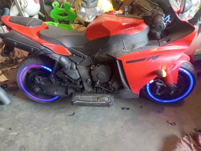 Yamaha R1 Kids Electric Bike