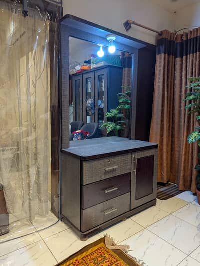 Well-maintained PATEX Dressing Table