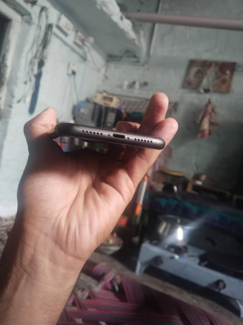 Apple iPhone 11 2