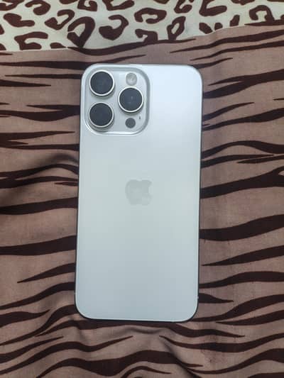 Apple iPhone 15 Pro Max