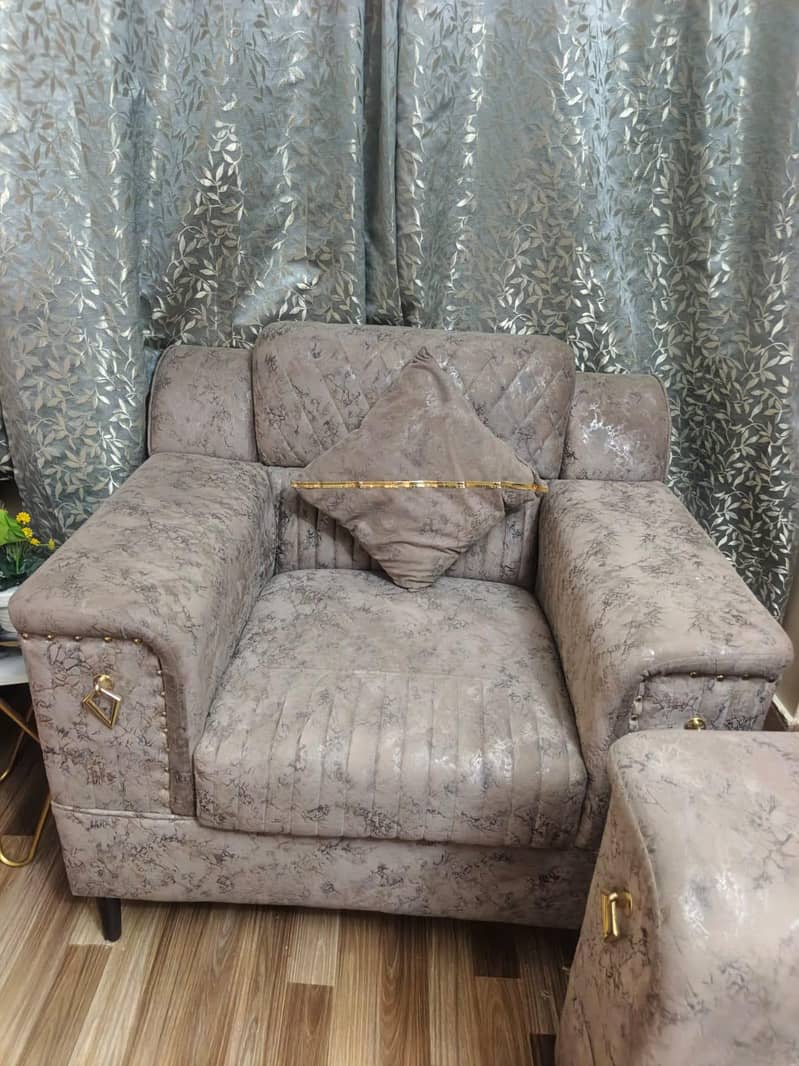 5 SEATER SOFA SET WITH TABLE 2