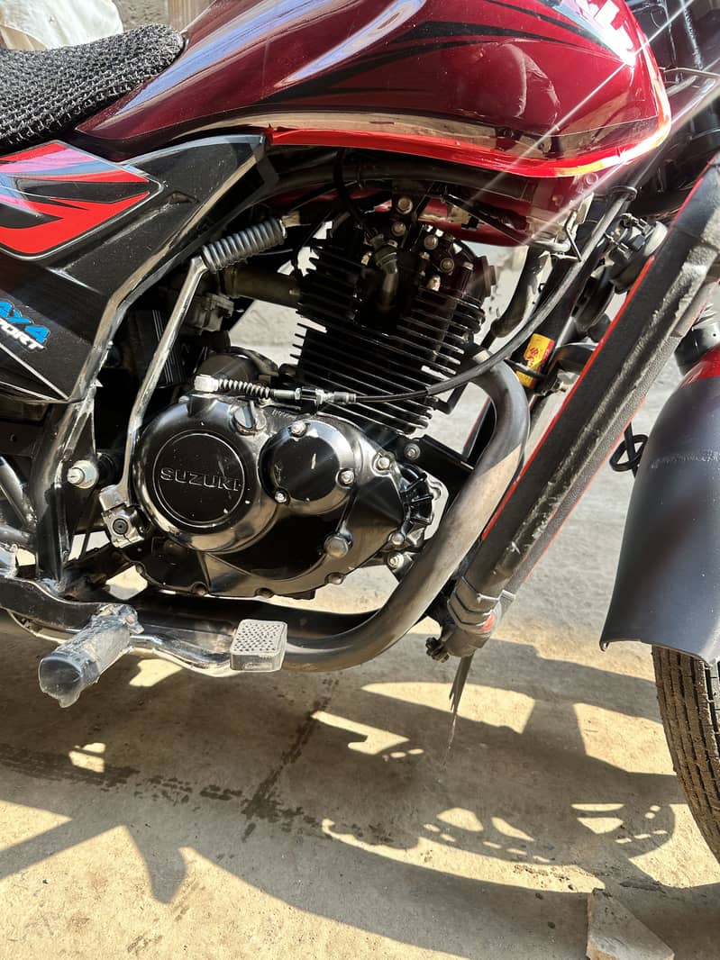 Suzuki gr150 1