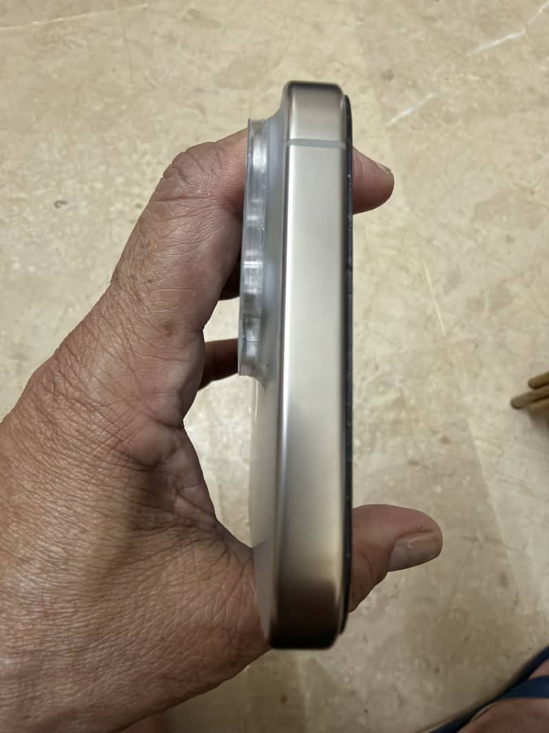 iPhone 16pro max 256gb natural titanium 4