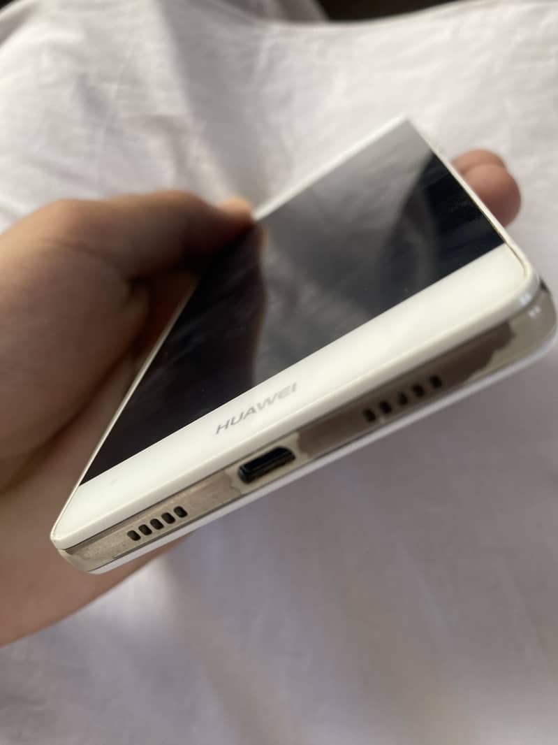 Huawei P8 Lite 1