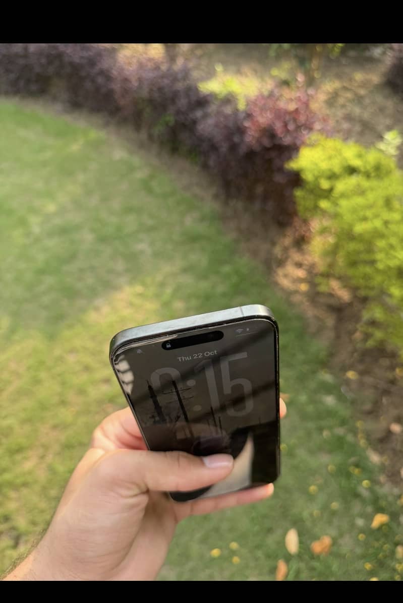 Apple iPhone 15 Pro Max 3