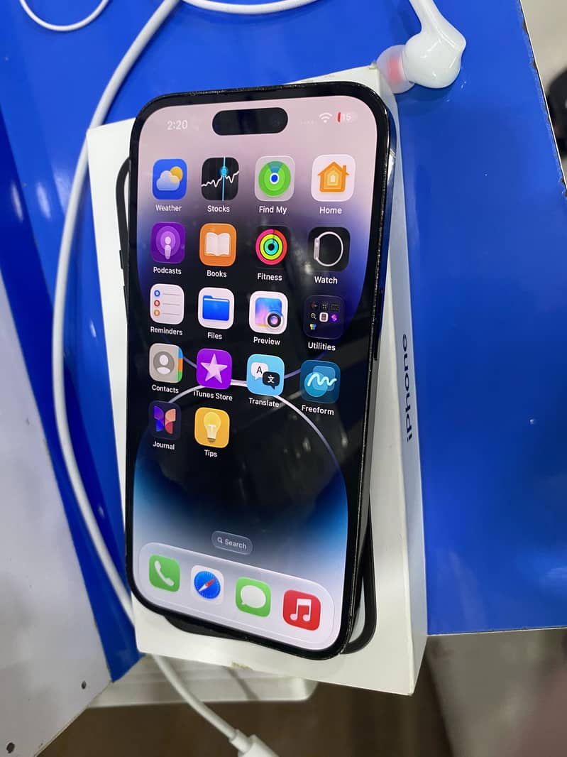 Apple iPhone 14 Pro 1