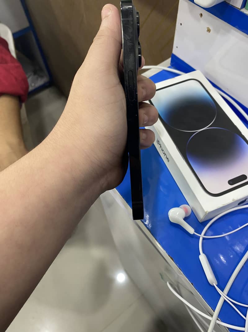 Apple iPhone 14 Pro 6