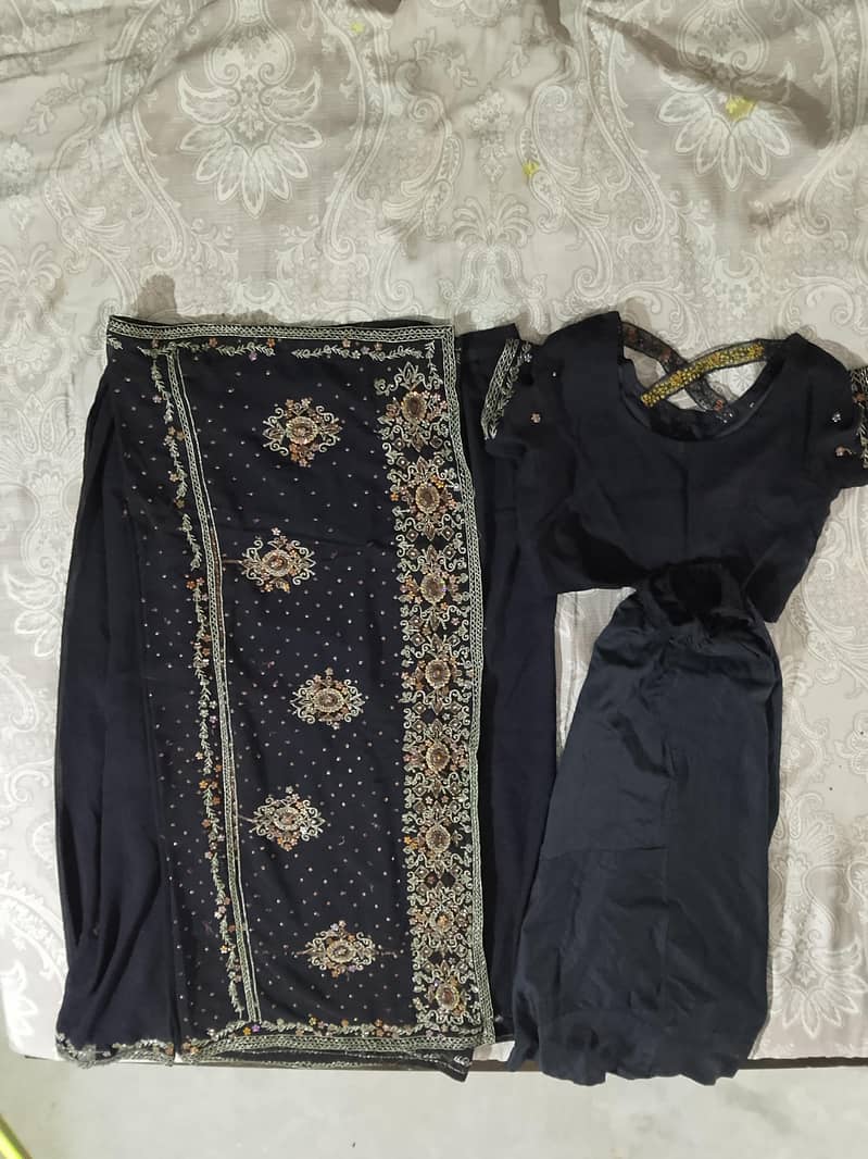 clothes 0