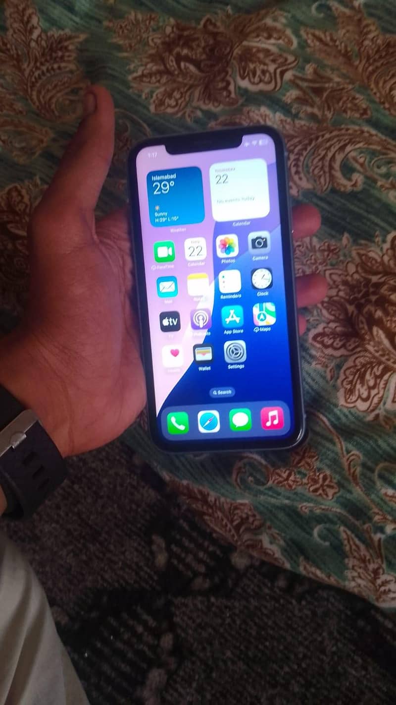 Apple iPhone XR 0