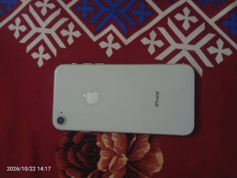 Apple iPhone 8 1