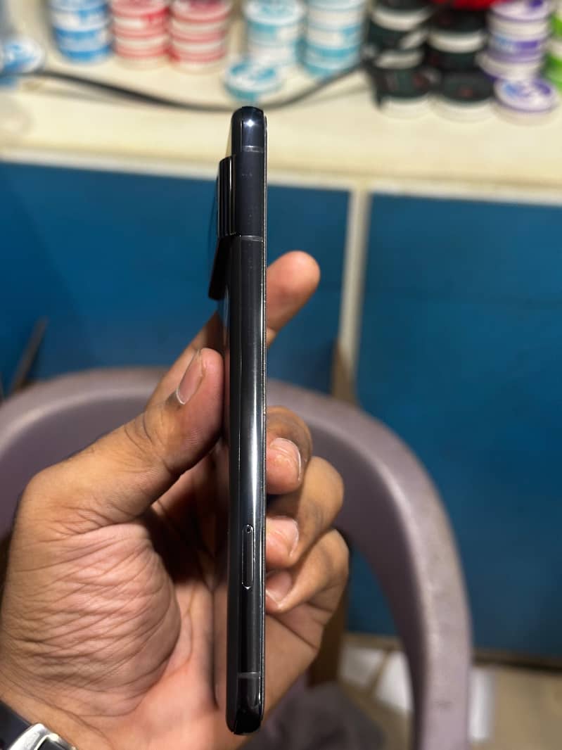 Google Pixel 8 Pro 3
