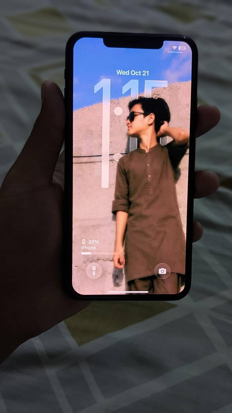 Apple iPhone 11 Pro Max 1
