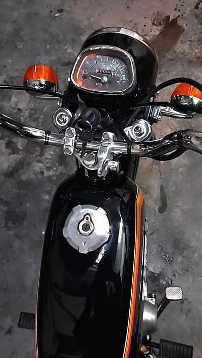 Honda uniqe