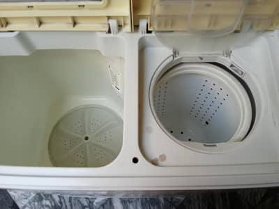 both washing machine and dry dry and washing machine