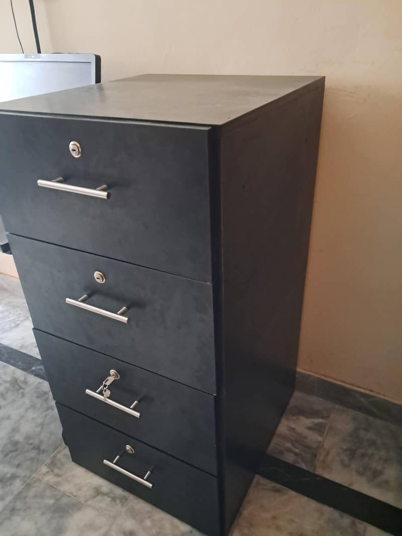 Computer table set including chair , table and cabinet 2