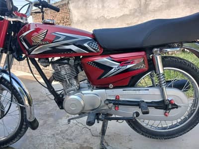 Bike ka orginal saman available ha
