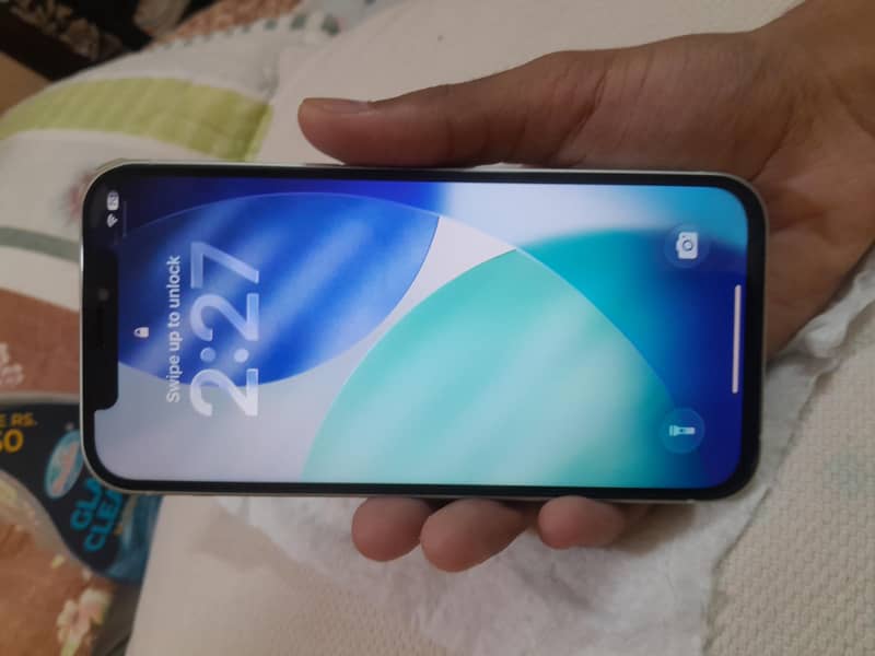 Apple iPhone 12 3