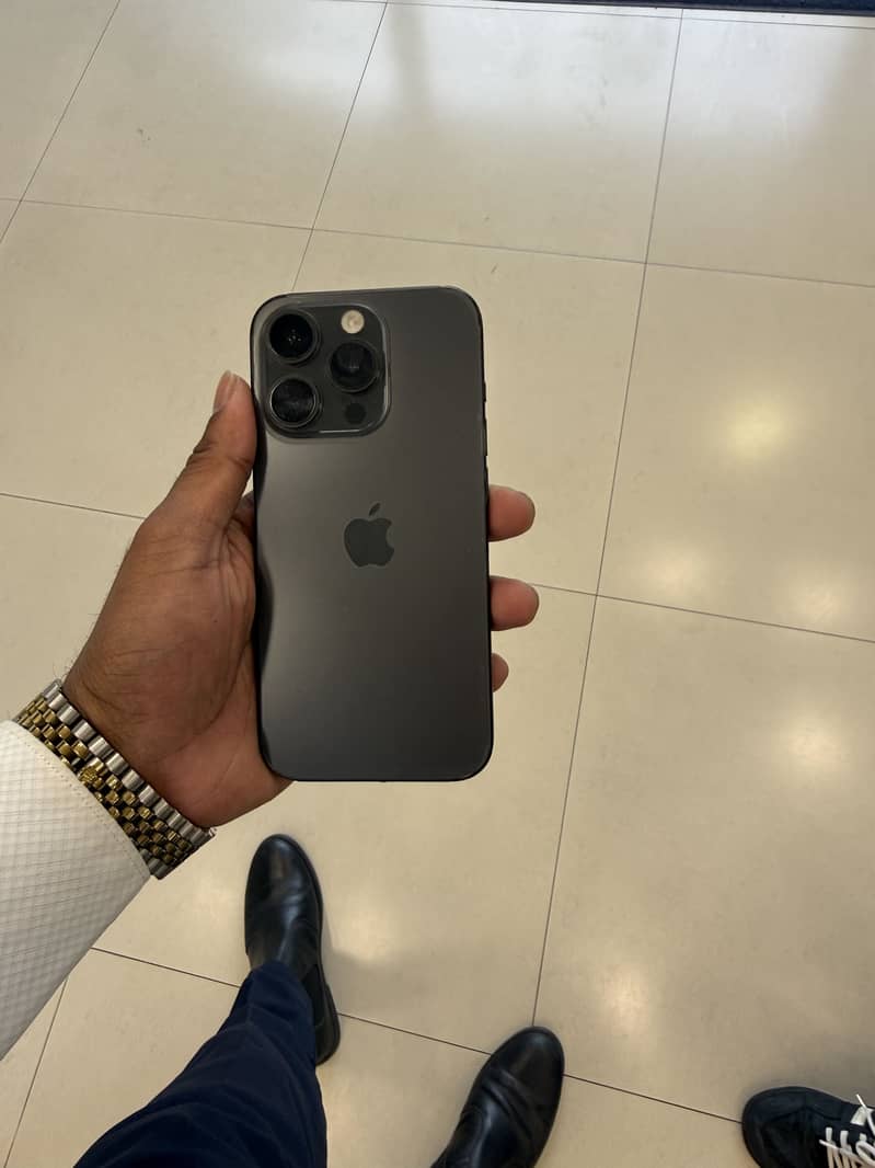 Apple iPhone 15 Pro 1