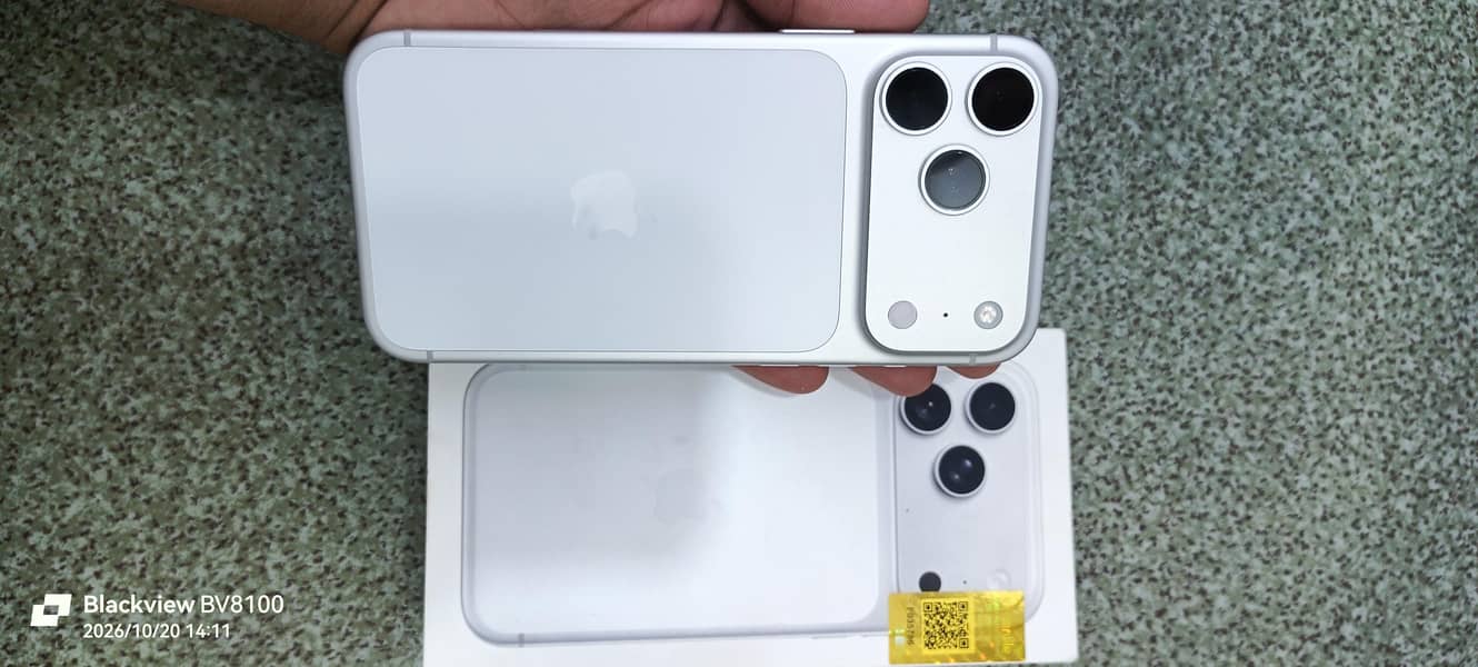 iPhone 17 Pro max 1