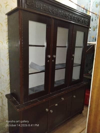 kitchen cabinet
