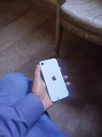 iphone SE 2020 128Gb pta approved