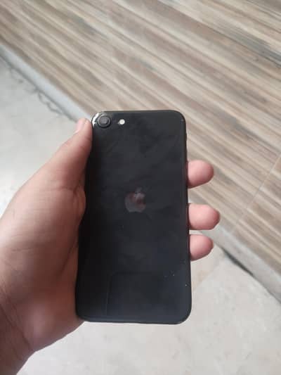 Apple iPhone SE