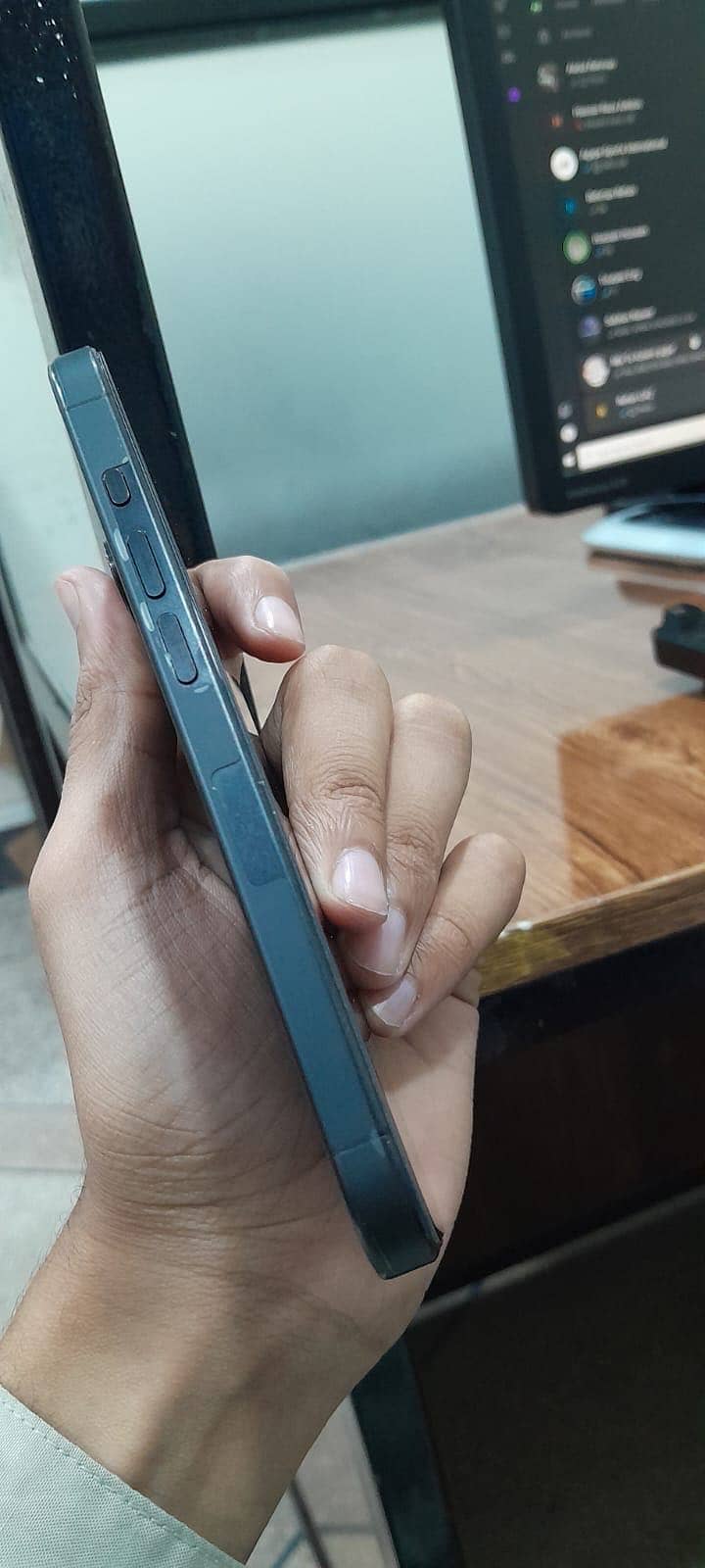 Apple iPhone 15 Pro 5